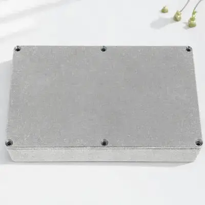 

1Pcs Guitar Supply Stomp Box Case Silver Durable Replacement Enclosure Easy to Use Polished Finish Stomp Box Case