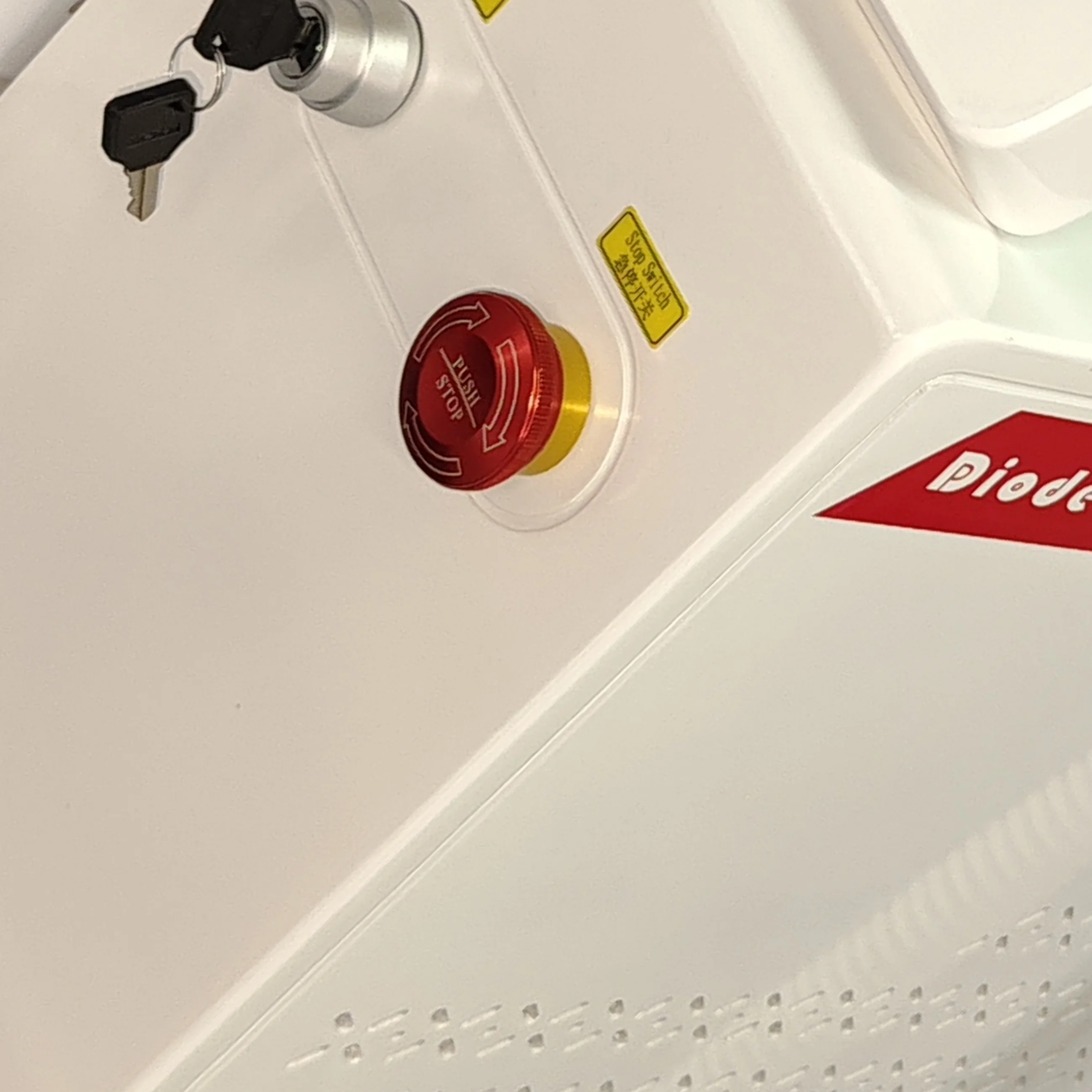 

Портативный диодный лазер для удаления волос 808 нм - 3 длины волны, Ice Platinum, безболезненное перманентное удаление волос, диодная эпиляция