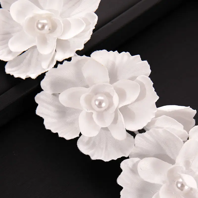 Elegant Flower Hair Clip White Silk Flower Bridal Hair Accessory Handmade Tassel Pearl Hair Clip For Women Girls Exquisite Clips