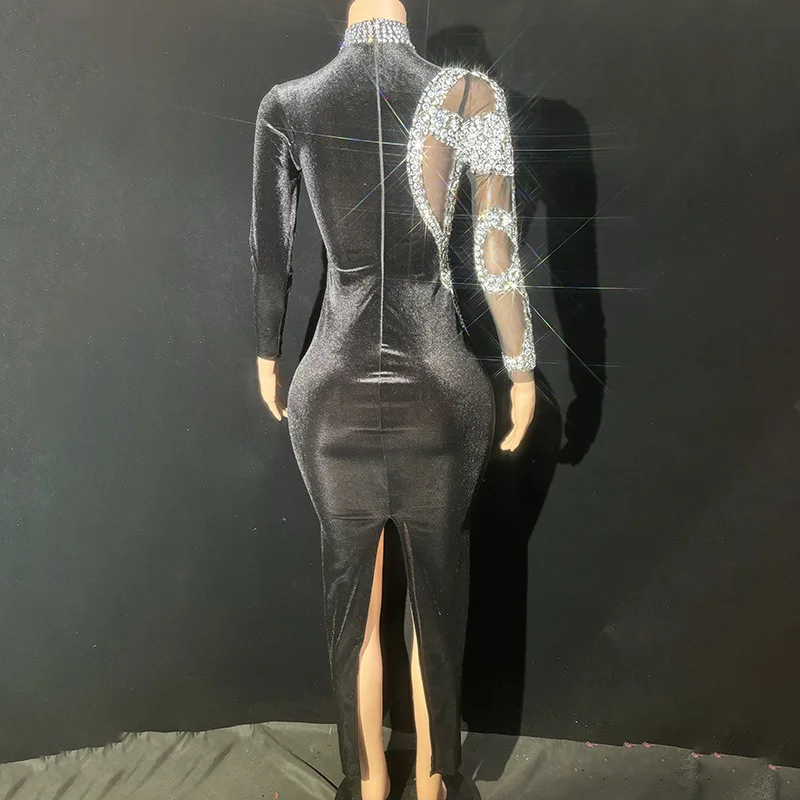 การออกแบบที่สําคัญต่ําสถานที่ทํางานบริษัทเหตุการณ์การประชุมประจําปี ปาร์ตี้ ชุดราตรี โฮสต์ปรมาจารย์แห่งพิธี บาร์ ไนท์คลับ วงดนตรี ร้องเพลง