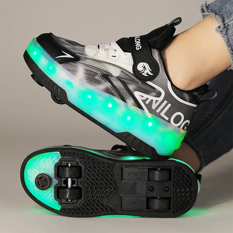 Novo estilo de couro de 2025 calçados esportivos infantis meninos de quatro rodas meninas esportes patins de luz LED com freios patins de gelo
