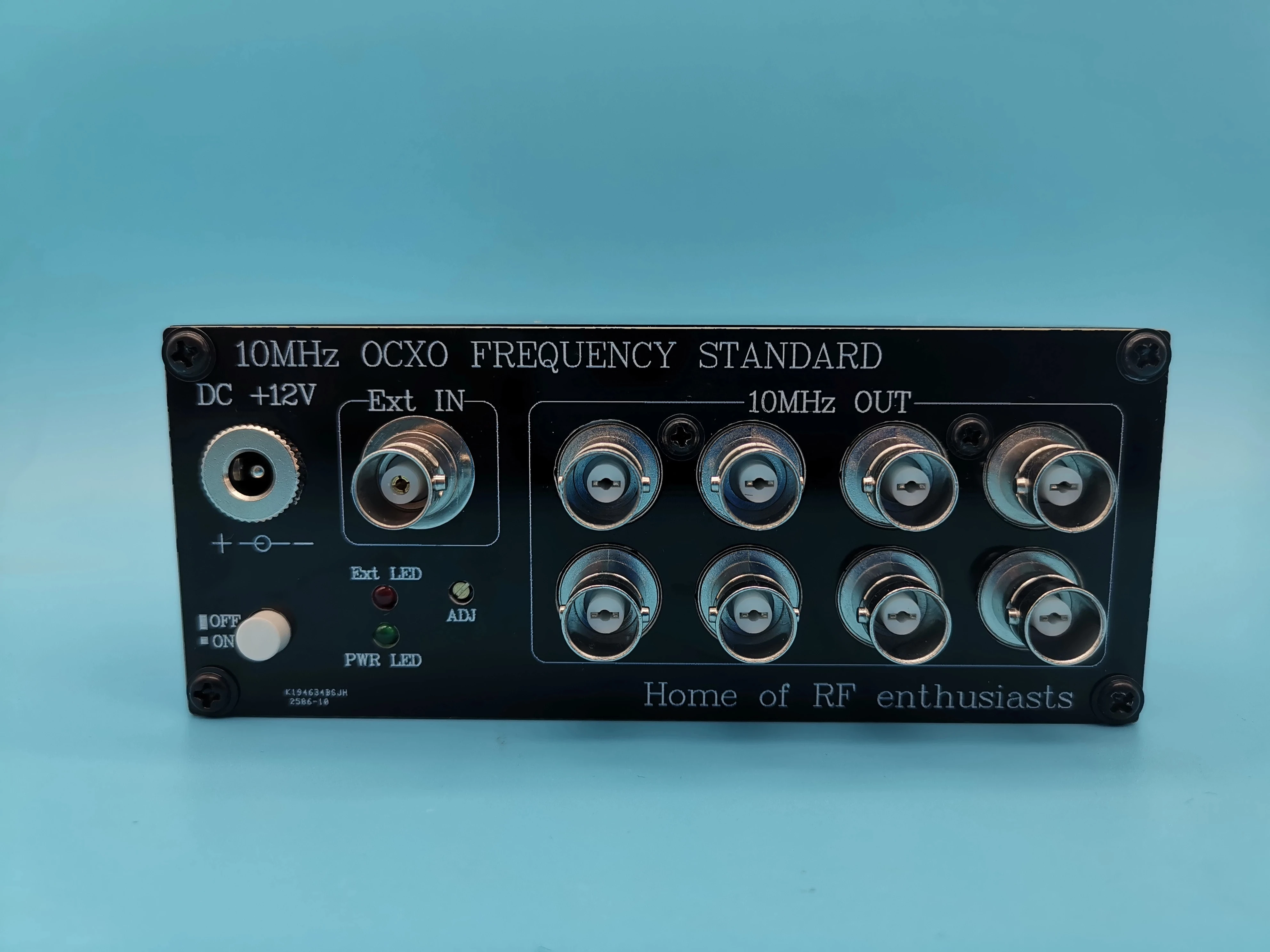 

New 10MHz OCXO Frequency Standard Clock frequency reference 10MHz/10dBm 8-CH output