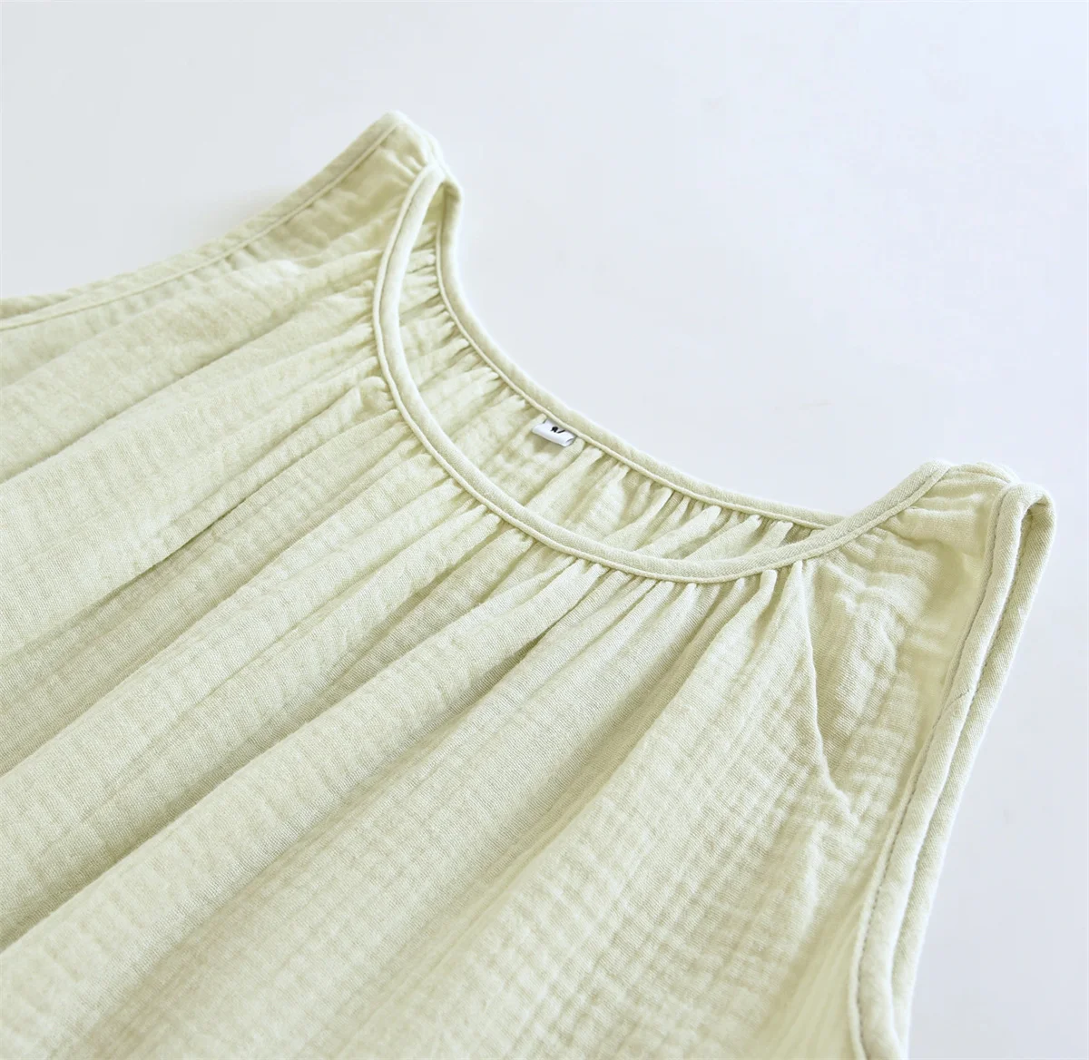 Women's plus Size Summer Tank Top Sleeveless Cotton Linen Casual Loose Beach Tee Oversized Solid Color Blouse Camis