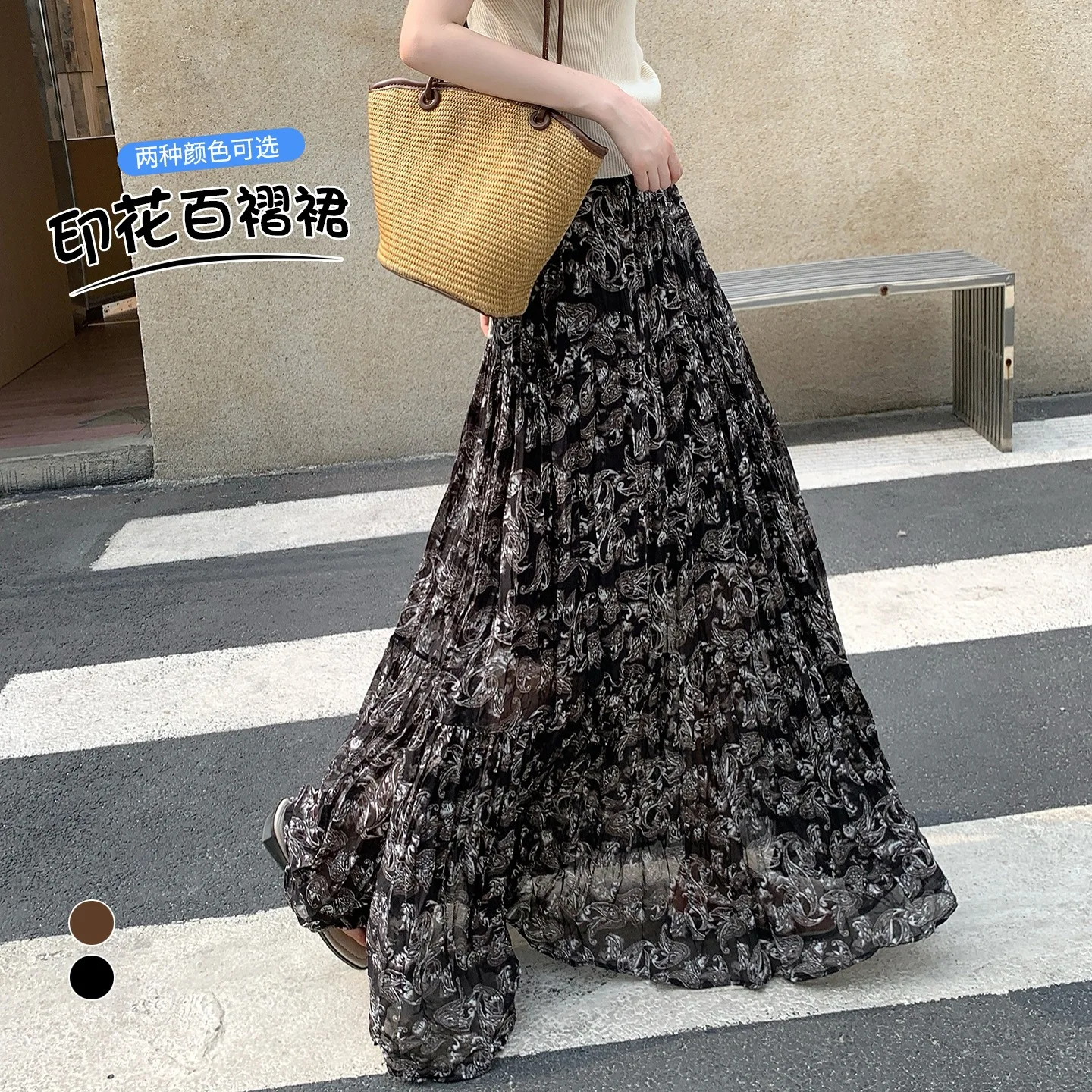 Harajuku Black Paisley Print Crinkled Tiered Maxi Skirt Women Elastic Waist Flowy Pleated Skirt Summer Casual Vacation Bottom