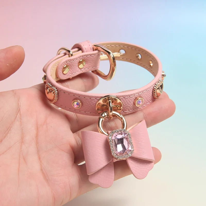 

Luxurious Pink Collar Dog Cat Genuine Leather Rhinestone Heart Bowtie Pendant Poodle Chihuahua Yorkshire Necklace Accessories