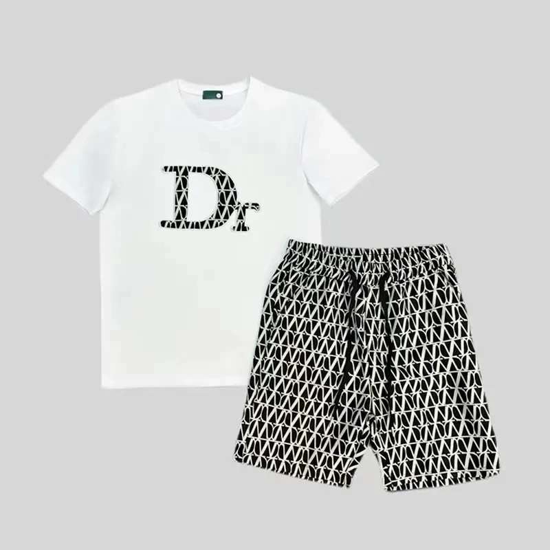 

Men's light luxury internet celebrity couple set summer letter printed short sleeved T-shirt shorts two-piece set for women