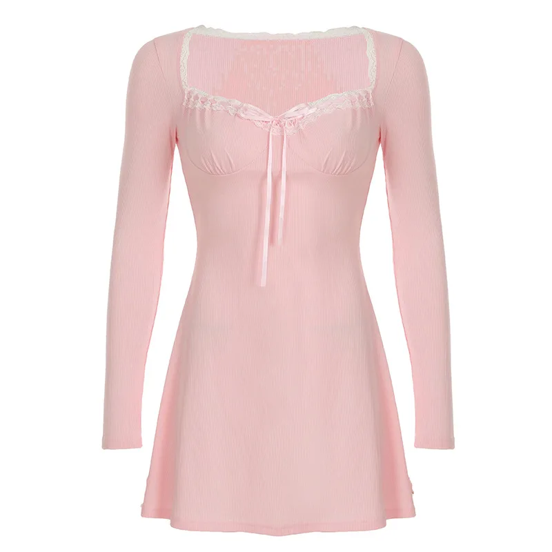 فستان ربيعي بأكمام طويلة مع فيونكة برباط من الدانتيل لعام 2025