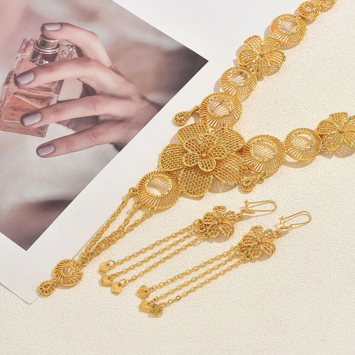New Fashionable High end Dubai 24K Gold Plated Necklace Earrings Exquisite Wedding Party Jewelry Set for Lovers 333