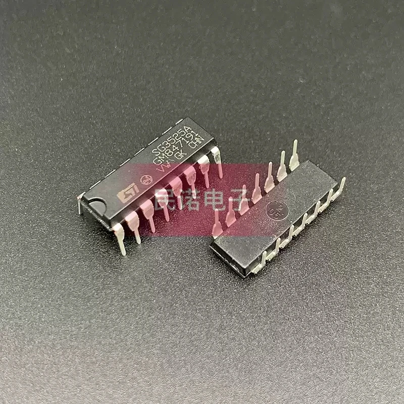 Brand new original SG3525A direct insertion DIP16 PWM controller/power IC chip domestically produced