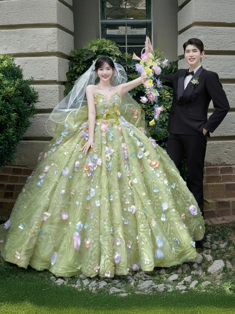 

New Green Halter Floral Tailed Photography Costume for Studio Photoshoots Travel Wedding Gown with Tulle Castle Theme