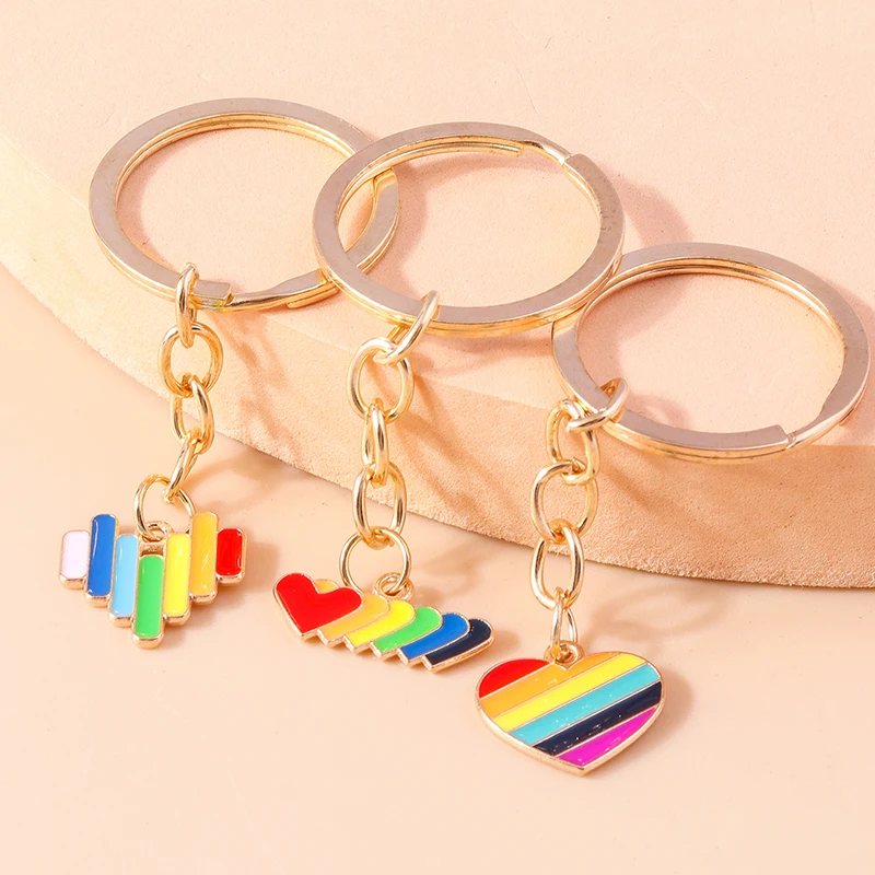 

Cute Enamel Rainbow Love Heart Keychain Women Girl Key Ring Pendant for Car Key Holder Handbag Decor DIY Handmade Jewelry Gift