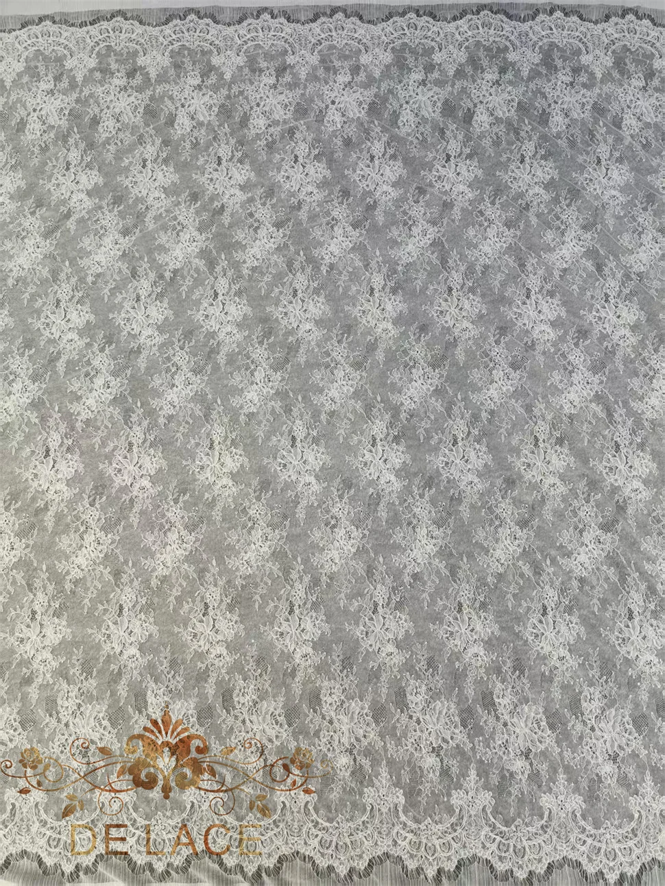 Alta qualidade francês cílios renda floral bordado tecido de renda com fio francês chantilly tecido de renda para vestido de noiva