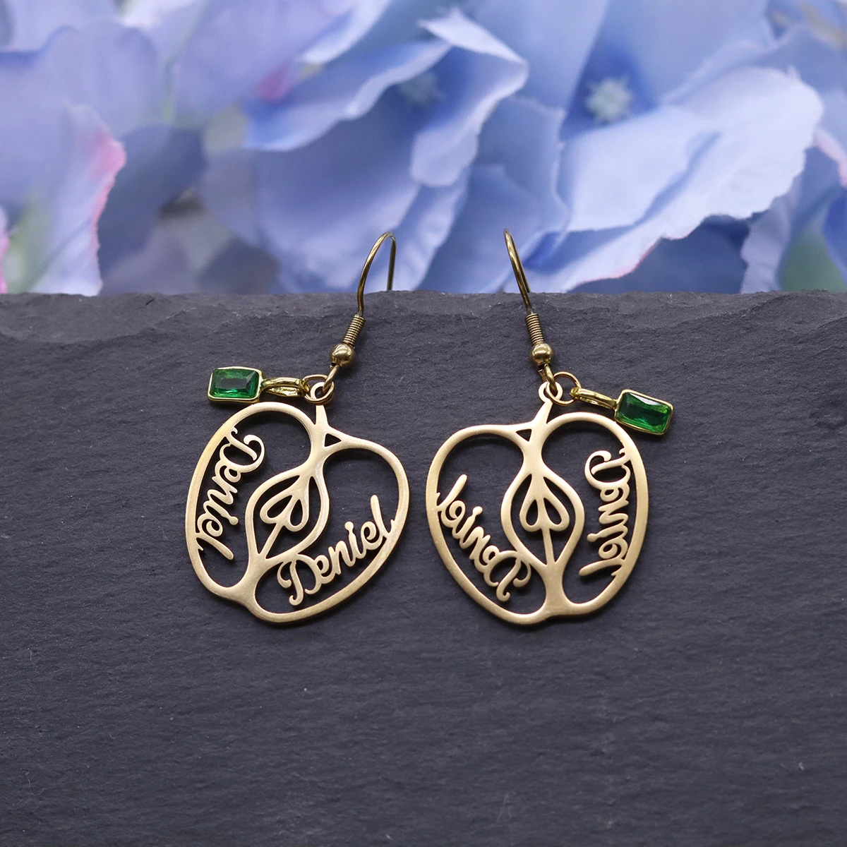 Customized Sweet Hollow Out Apple Shaped Name Pendant Earrings for Women Silver Personalized Letter Stainless Steel Earrings