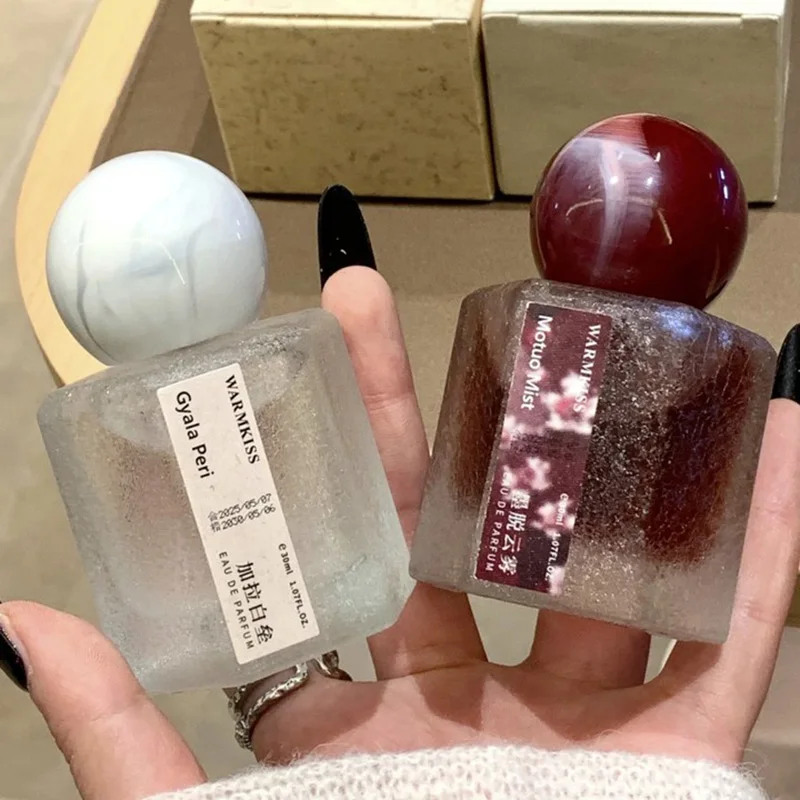 عطر نسائي راقي عطر يدوم طويلاً وردي طازج ياسمين مسك خشب الصندل ماركة سحر أنيق يومي خفيف عطر رذاذ #1