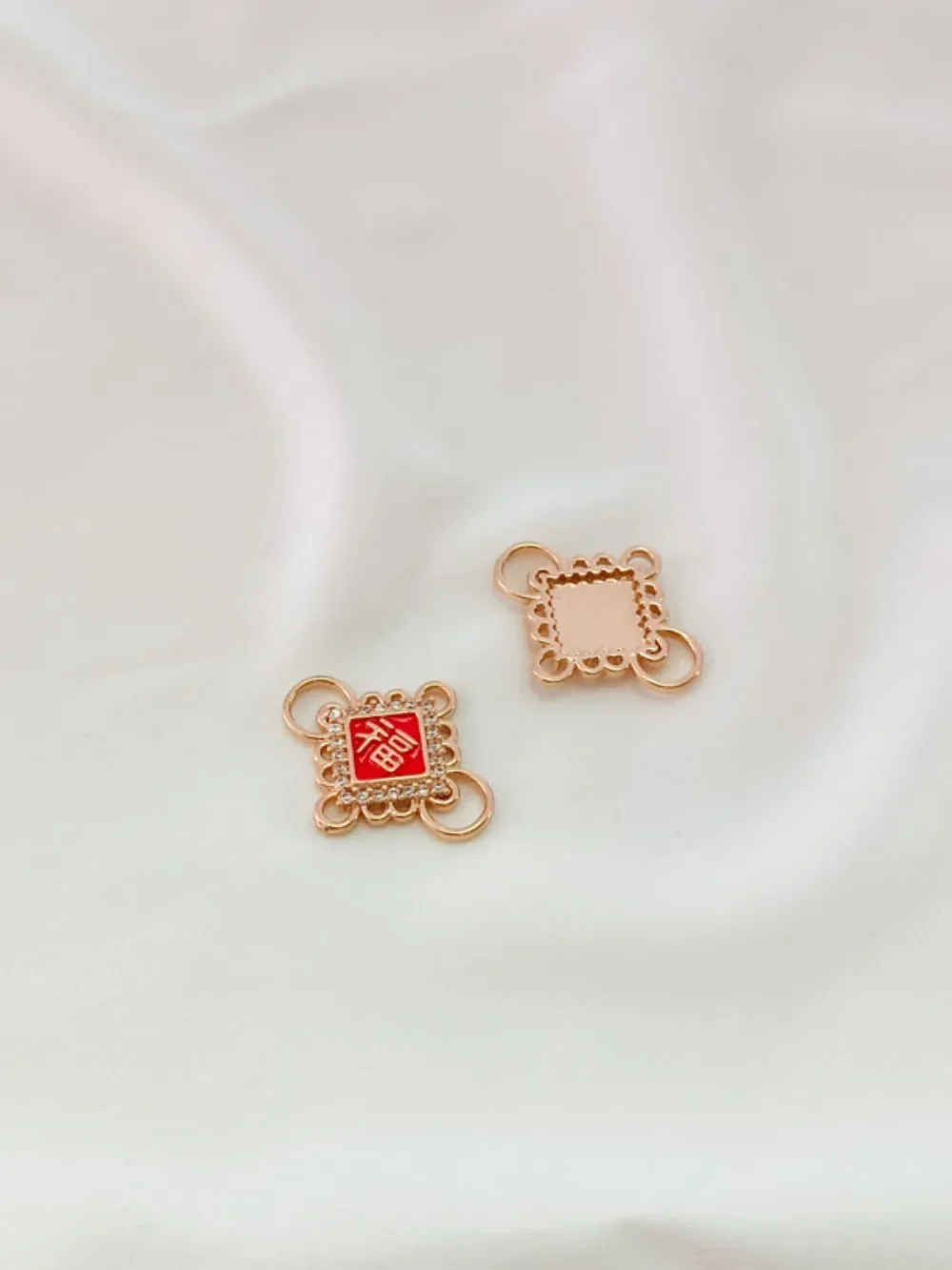 مطلي بالذهب عيار 14 قيراط، مرصع بالزركون بالزيت، قلادة بعقدة على شكل شخصية "فو" حمراء، سوار، قلادة إكسسوار DIY #3