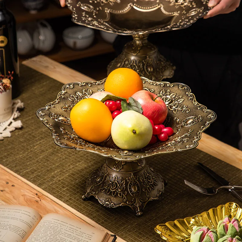 

Southeast Asia retro-classical nut plate metal bronze European candy and snacks storage plate for fruit plate