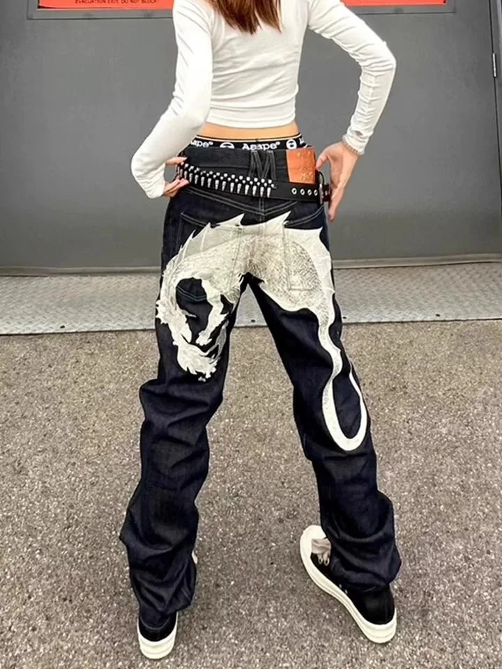 

Ретро американский уличный дизайн с вышивкой серебряного дракона, свободные женские джинсы, осень-зима, новые универсальные утягивающие длинные брюки
