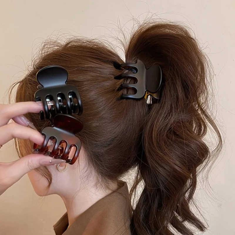 

Маленький высокий хвостик коготь в корейском стиле для женщин и девочек зажим для волос 5 см пластиковый хвост шпилька заколки простые аксессуары для волос новые