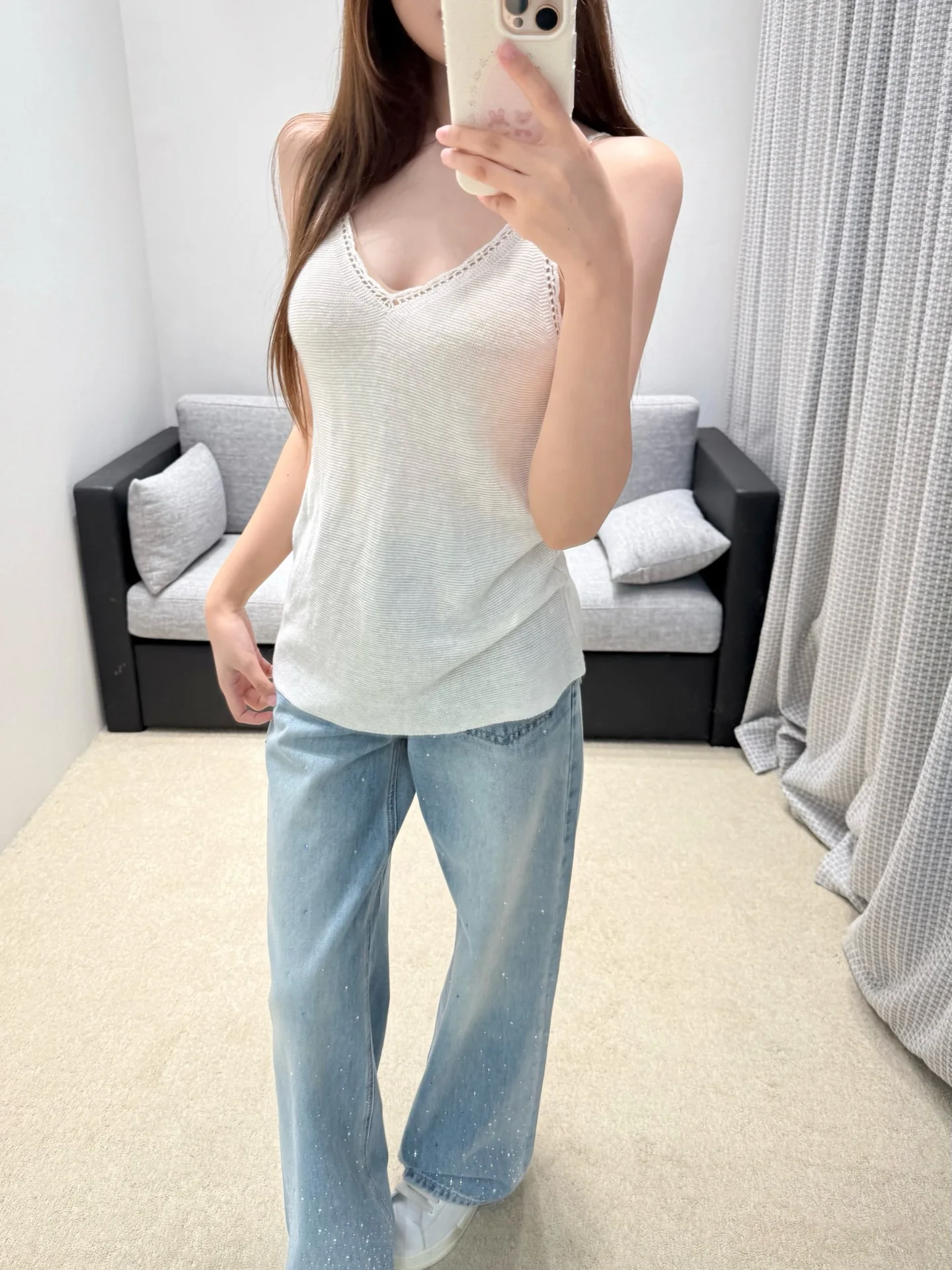 26 Spring/Summer New Products - Linen - Hand-knitted - Fine shoulder straps and V-neck edge lace - Strapless T-shirt