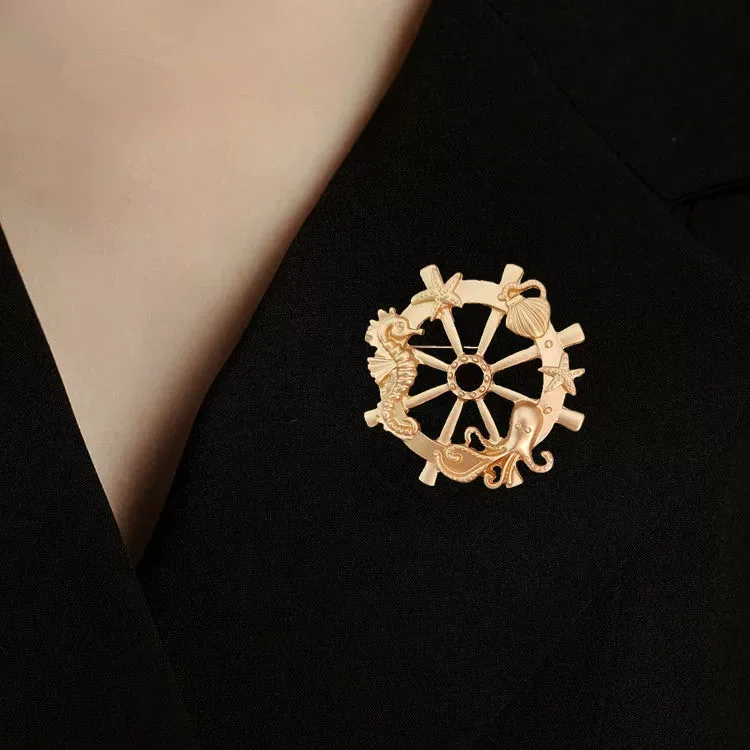 Palace style gold rudder brooch Lapel Badges Punk Jewelry Gift for Kids Friends