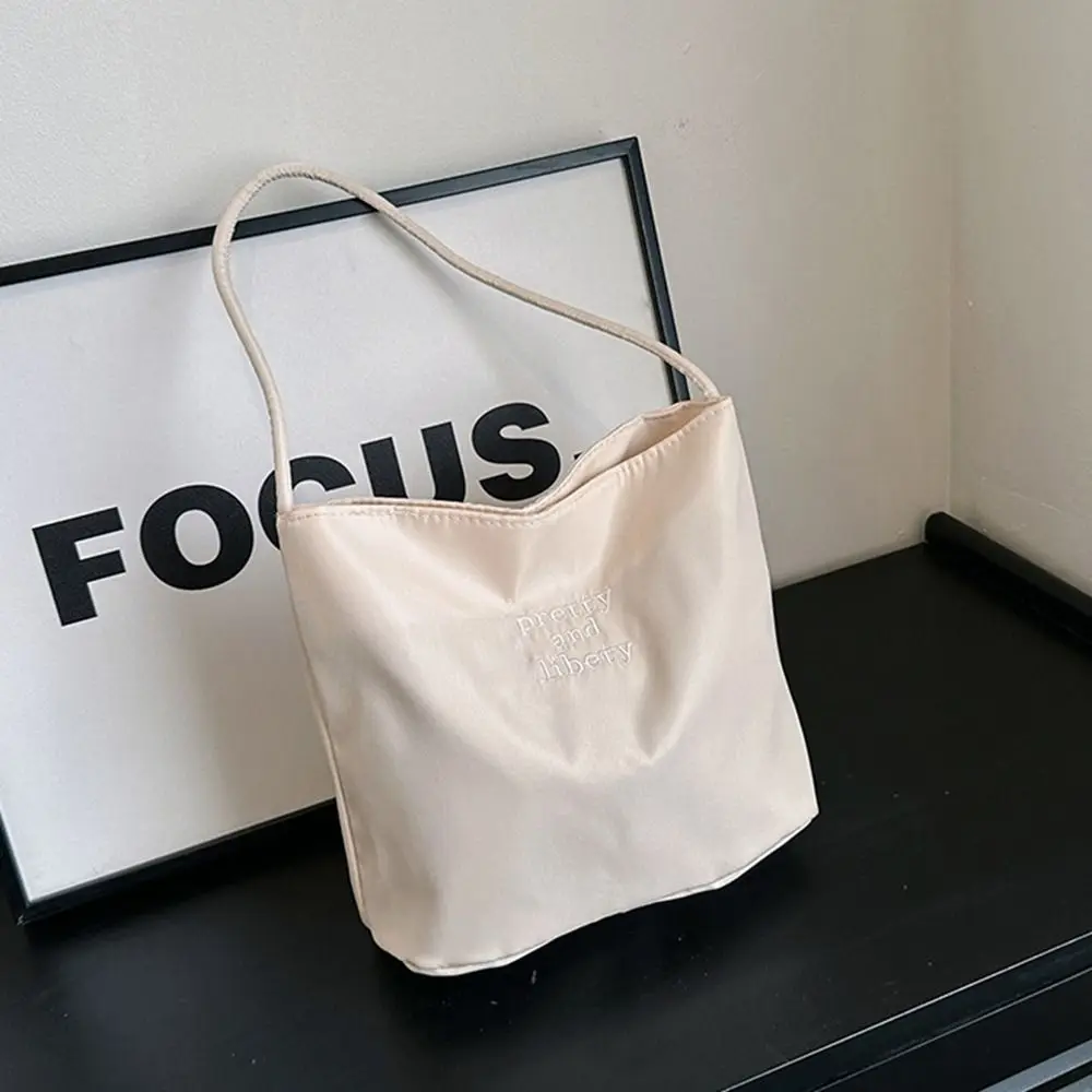 Casual Korean Style Letter Underarm Bag Tote Bag Pure Color Embroidery Shoulder Bag Handbag All-match Nylon Bucket Bag Girls
