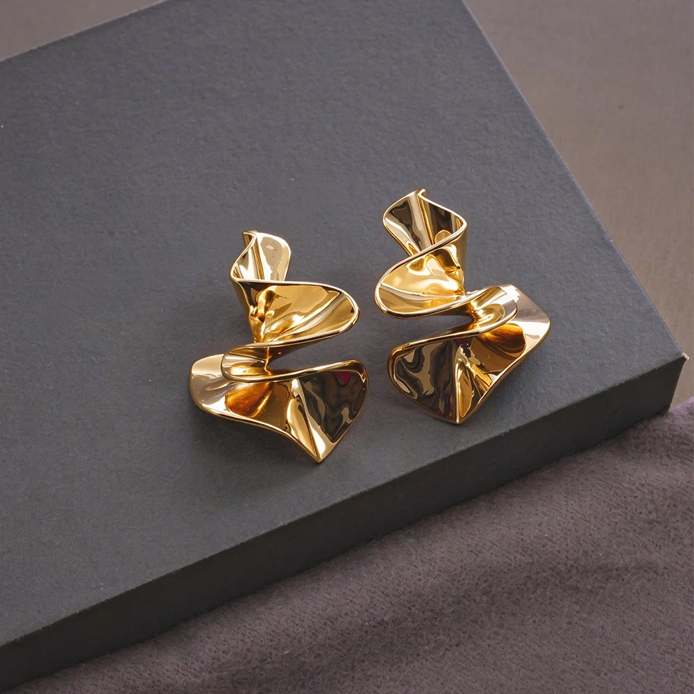 Yuri Ailey Vintage Irregular Wavy Stud Earrings for Women Big Small Size Gold Silver Geometric Twist Flower Earrings JewelryGift