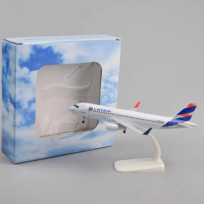20cm Airplane LATAM A320 Aircraft Simulation Alloy Diecast Plane Model Souvenir Hobby Collection Decoration Gift with Wheels