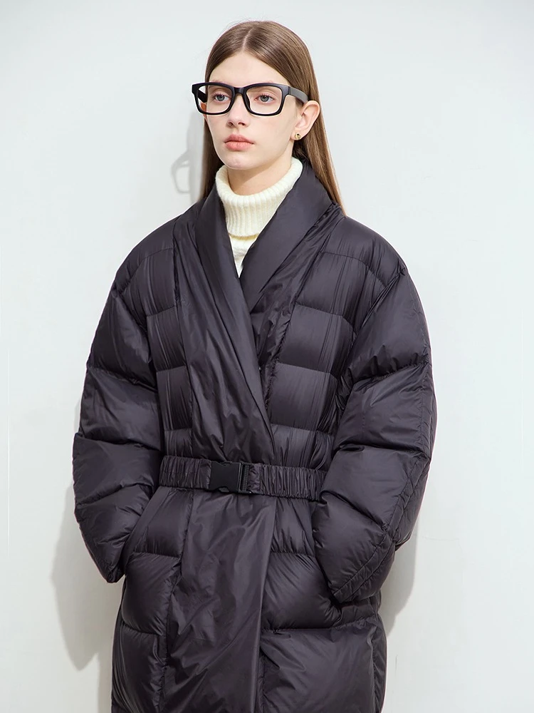 Amii معاطف طويلة للأسفل 2025 شتاء جديد دافئ مع حزام سستة أسفل سترة المرأة الخامس الرقبة طويلة الأكمام سميكة سترة علوية 12424002