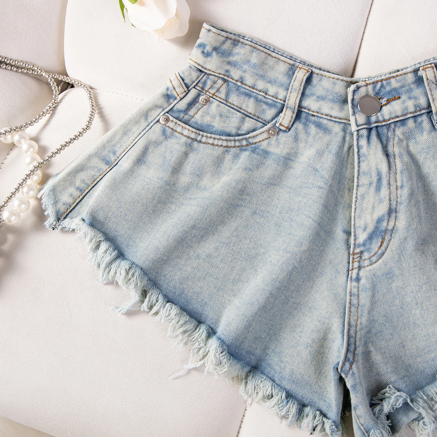 New Stylish High Waist Torn Denim Shorts Women's Loose Fringed Jeans European And American Style Casual Summer Shorts Pant view 6