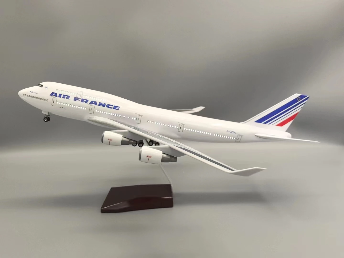 

47cm Large Model Airplane Air France B747 Resin Diecast Aircraft Assemble Scale Plane With LED Light Stand Office Accessories