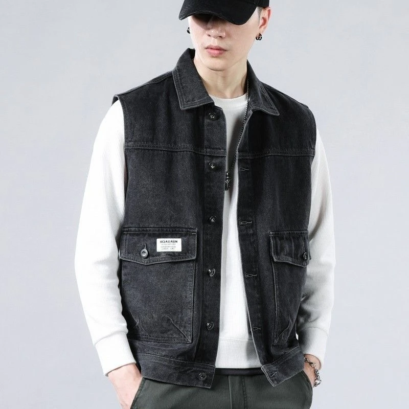 

Multi Pocket Welding Jacket for Men Summer Retro Denim Vest Stylish Workwear with Durable Fabric​
