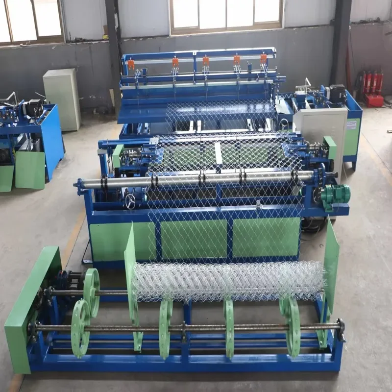Diamond Metal Mesh  Machine Wire Fence Machine Automatic Chain Link Fence Making Machine for Making Cyclone Wire Mesh Supplier