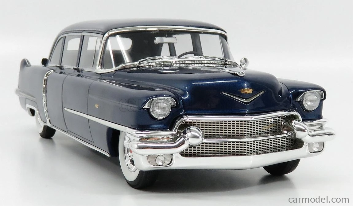 GLM 1:18 For Fleetwood 75 Limousine 1956 Classic Cars Limited Edition Resin Metal Static Car Model Toy Gift