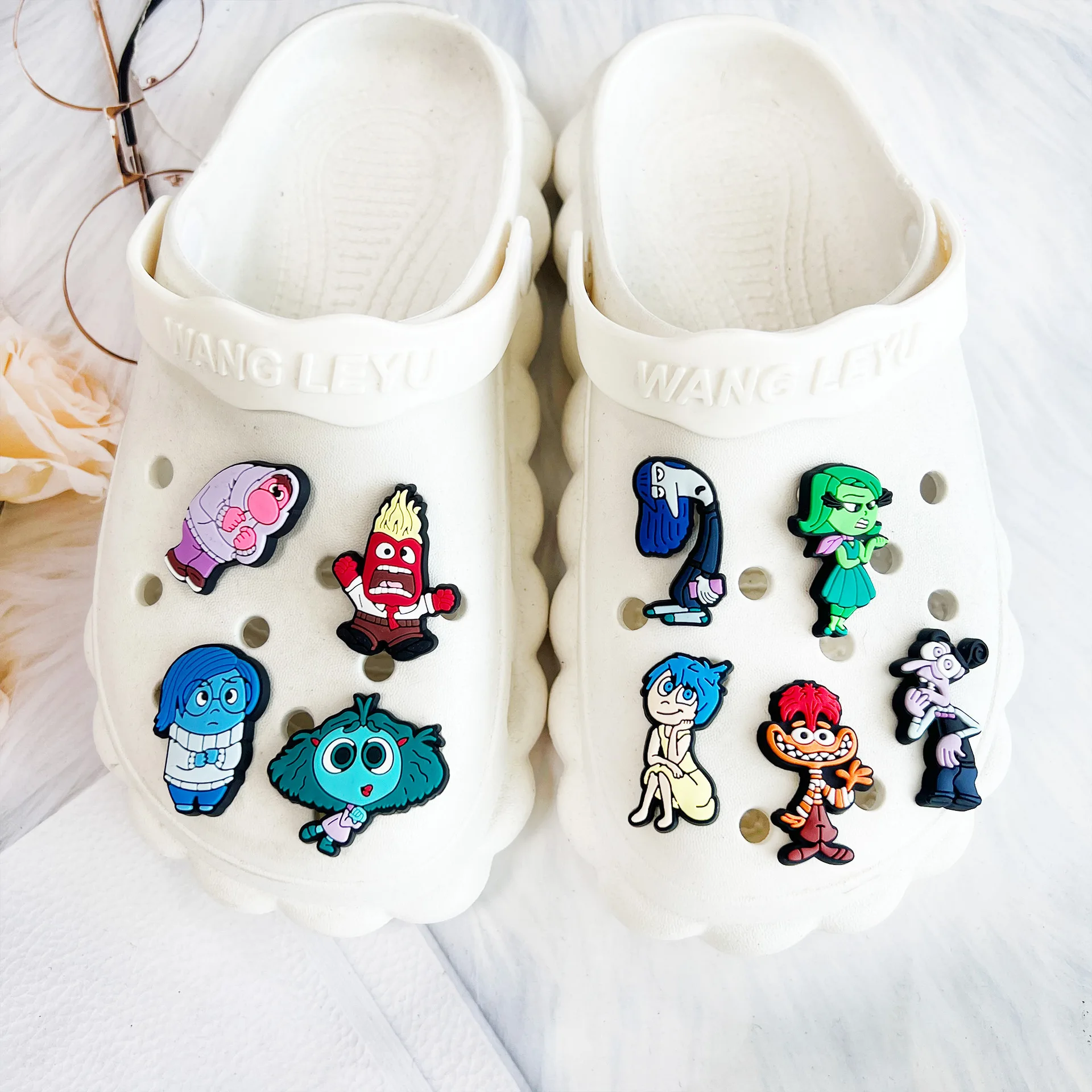 MINISO Cute Anime Cartoon PVC Psychological Counseling Team DIY Charm Shoes Accessories Building Blocks Sandals Children's Gifts