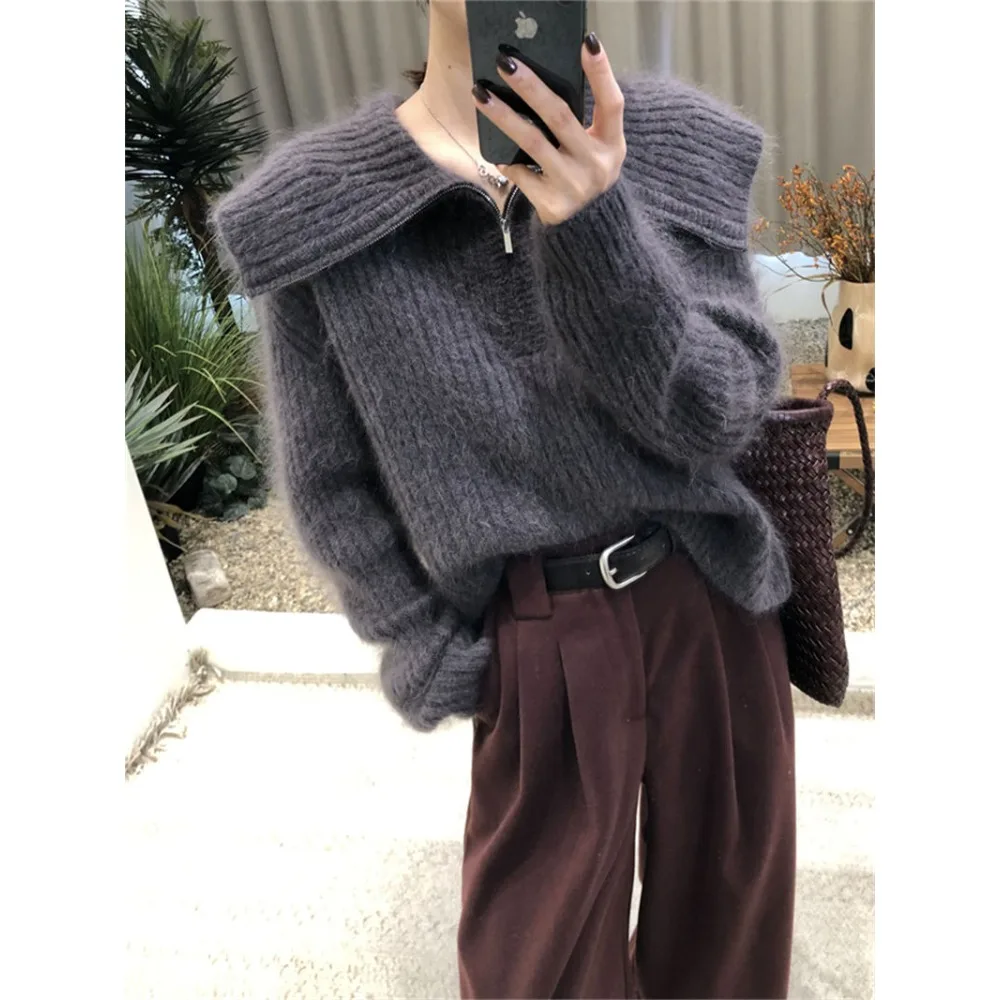 

Design-sensing Zippered Lapel Sweater for Women in Autumn and Winter New Style, Soft and Versatile Knitted Sweater
