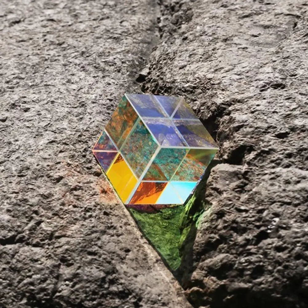 

Оптический дисперсионный куб RGB, стеклянная призма 2,0x2,0x2,0 см, обучающий инструмент для демонстрации светового спектра