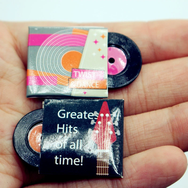 Mini Retro CD Record Ornament Dollhouse Music Themed Decor Vintage Disc Model Home Micro Scene Craft Accessories