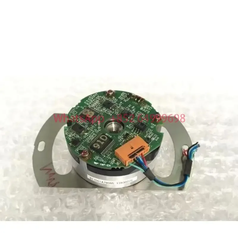 SGMPH-04DAA61D-0Y encoder utsih-b13dc in good condition