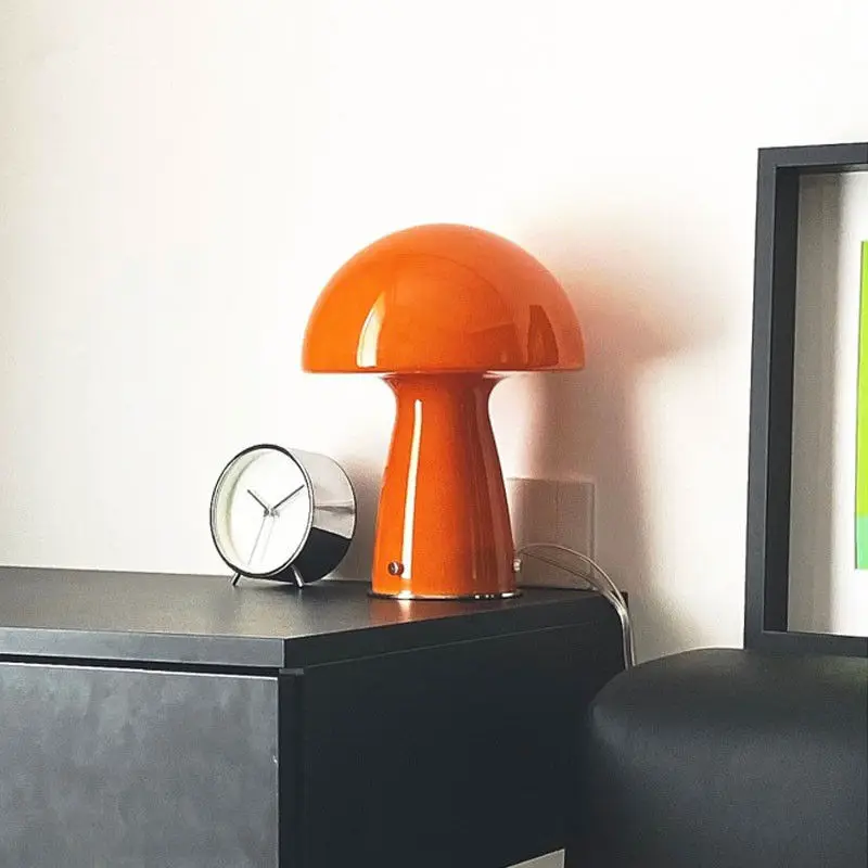Middle ancient style Bauhaus orange desk lamp Korean ins style homestay bedroom bedside lamp LED eye protection mushroom lamp