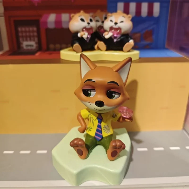 Disney Crazy Zootopia Series Blind Box Sit Obediently Figurines Cute Flash Finnick Desktop Ornaments Children's Toys Gifts