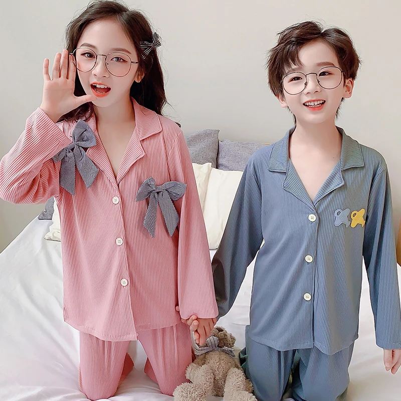 2022 New Children's Pajamas Cotton Comfortable Boys Blue Cartoon Pattern Two Sets Girls' Home Clothes Pajamas Cheap Four Seasons