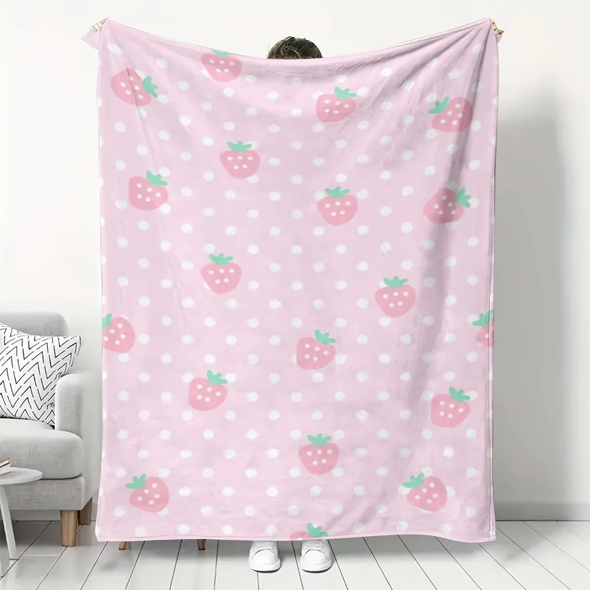 Pastel Pink White Polka Dot Strawberry Print Flannel Throw Blanket, Cute Sweet Fruit Pattern Soft Plush Fleece Blanket for Girls