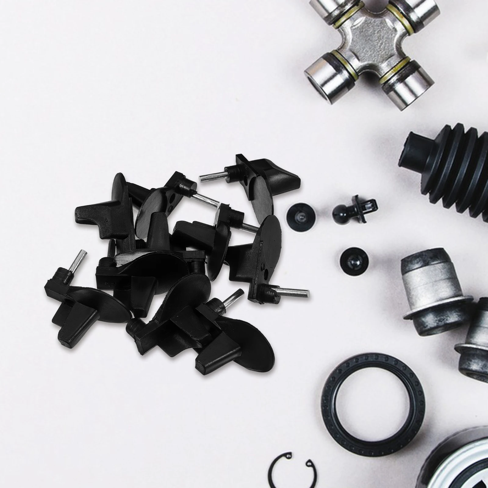 10pcs Chainsaw Chain Holder Black Plastic Replaceable Catcher Compact Keeper Petrol Saw Accessories Safety Feature Precision