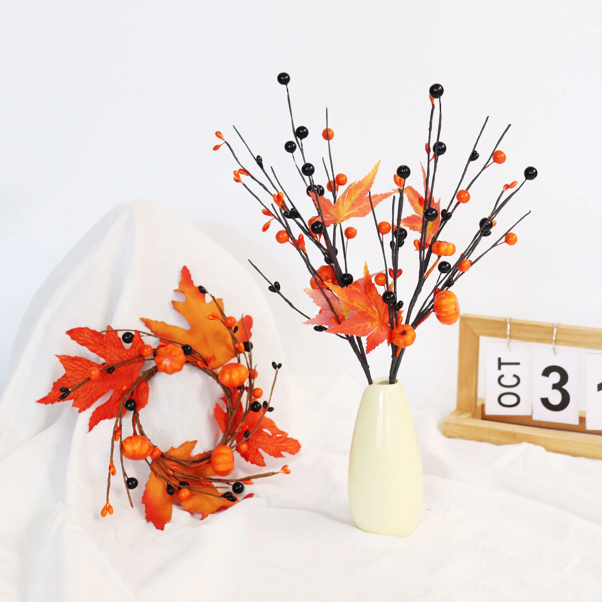 New Black Berry Orange Fake Pumpkin Maple Leaf Arrangement Halloween Thanksgiving Simulation Fruit Fake Flower Decoration