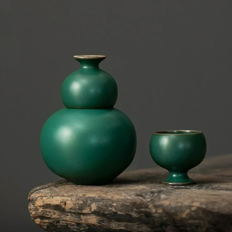 Vintage Ceramic Wine Set Creative One Pot Two Wine Cups Household Shochu Wine Sushi Restaurant Barware Drinking Utensils Set