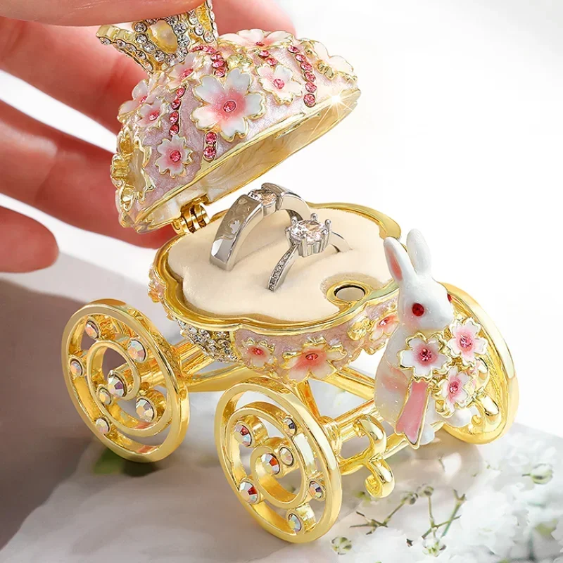 Jewelry box Sakura princess carriage marriage proposal ring ring ring box jewelry storage creative gift