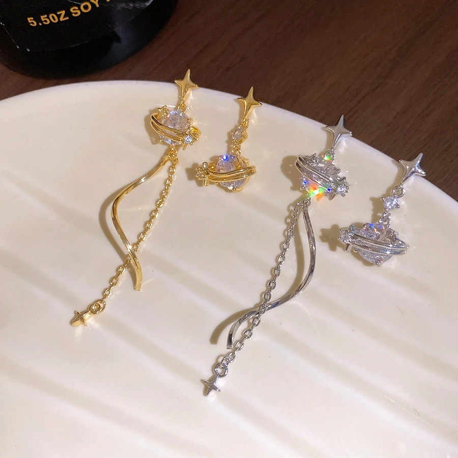 Asymmetric Planet Themed Drop Earrings Twisted Chain Drop and Star Earring for Women Daily Party and Dating Jewelry