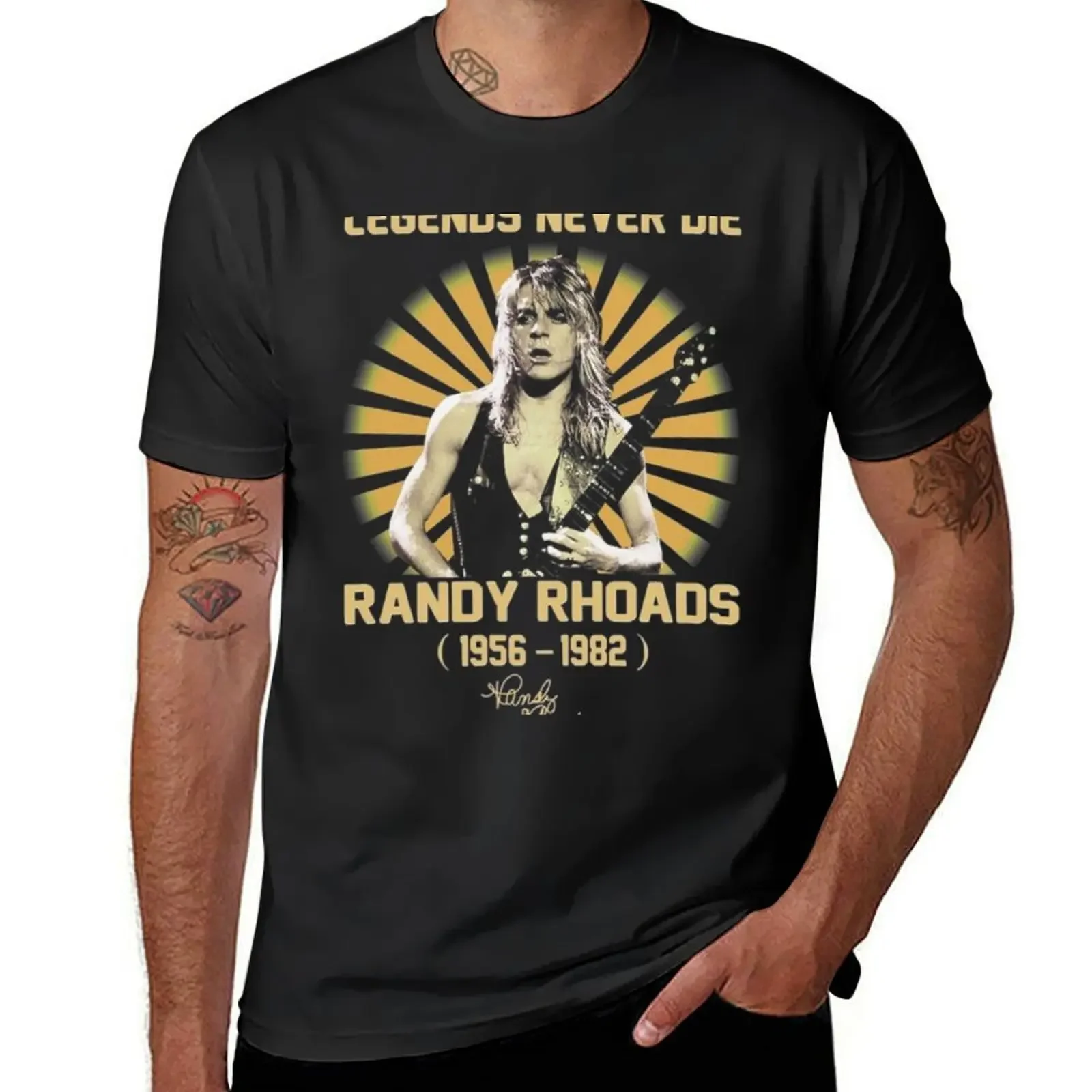 

Randy Rhoads 1956-1982 T-Shirt baggy shirts essential t shirt t shirts for men graphic