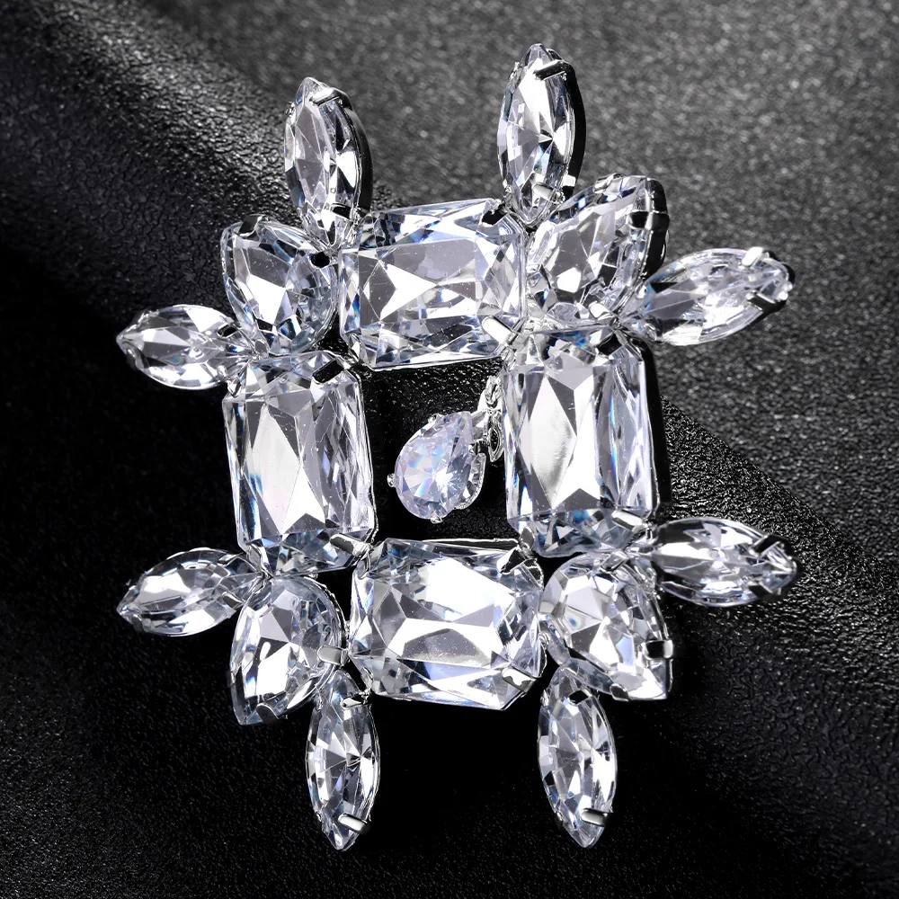 Stonefans Fahion Large Square Clip on orecchini 2024 Trend accessori Statement Bridal Hollow strass Ear Clip No Piercing