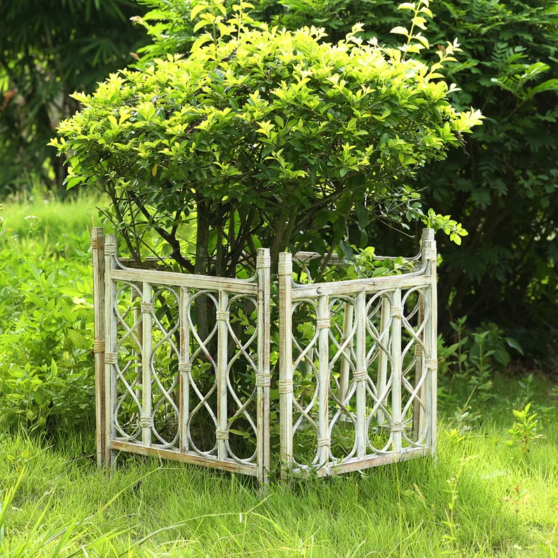 Outdoor courtyard, yard fence, preservative wood fence, outdoor garden, vegetable garden fence, wooden flower bed partition deco